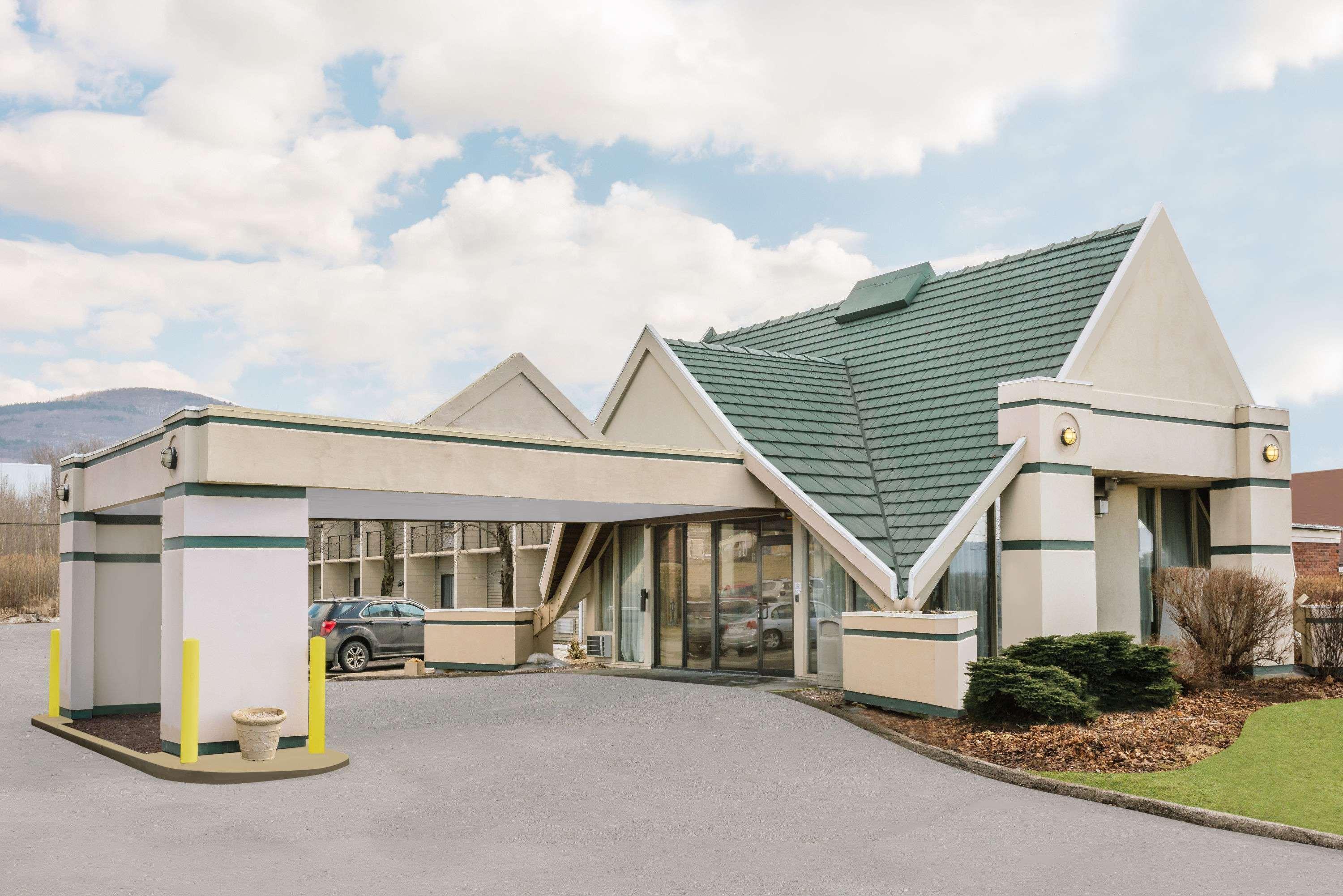 Days By Wyndham Rutland/killington Area Hotel Rutland